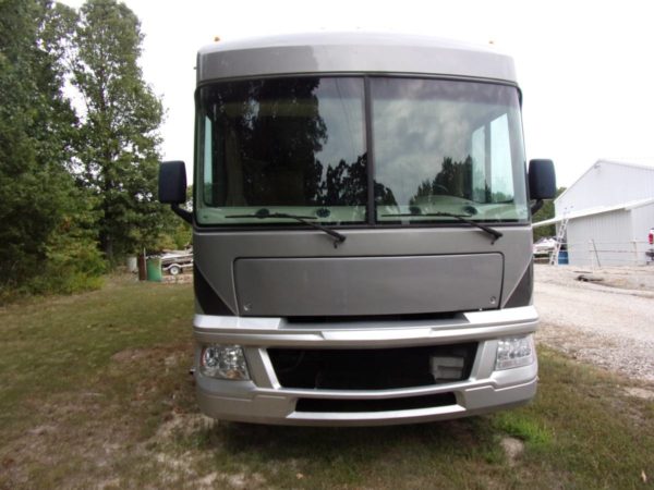 2011 Fleetwood Bounder 36 ft Motorhome Rv