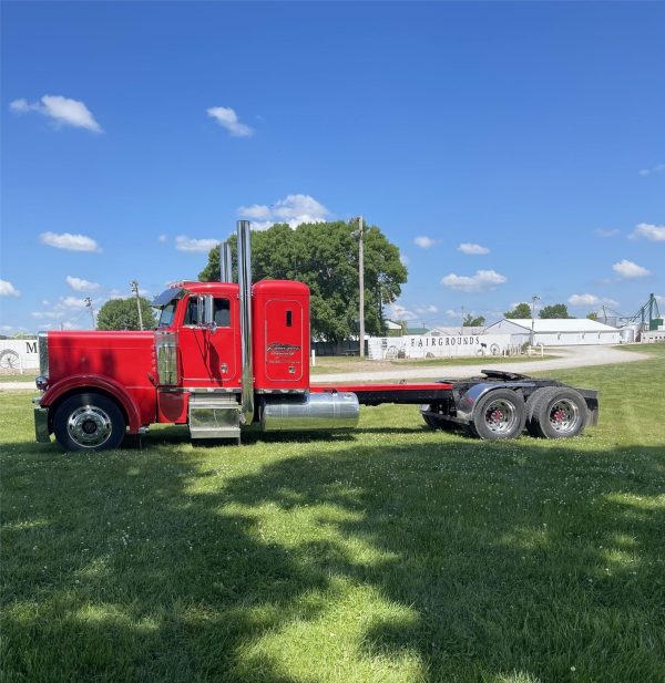 1991 Peterbilt 379 - Image 3