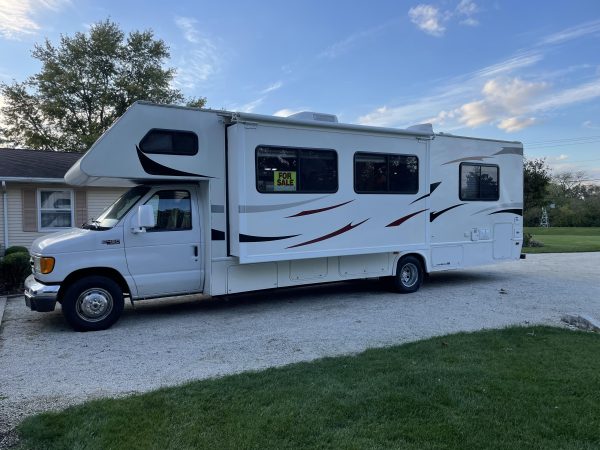 2004 THOR MOTOR COACH FOUR WINDS 24C - Image 3