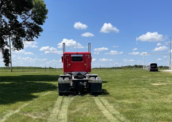 1991 Peterbilt 379 - Image 4