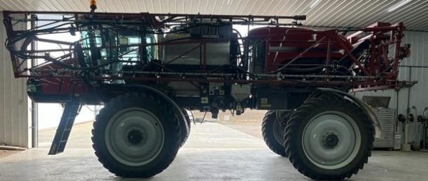 2022 Case-IH Patriot 4440 sprayer - Image 2