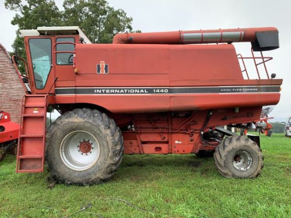 1989 INTERNATIONAL CASE IH 1440 COMBINE